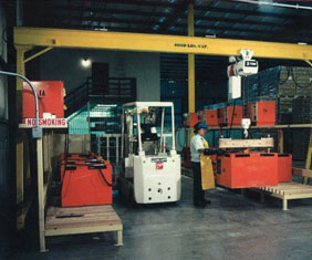 Hydraulic Traveling Gantry Crane System.
